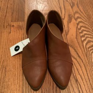 Universal Thread Cut Out Booties